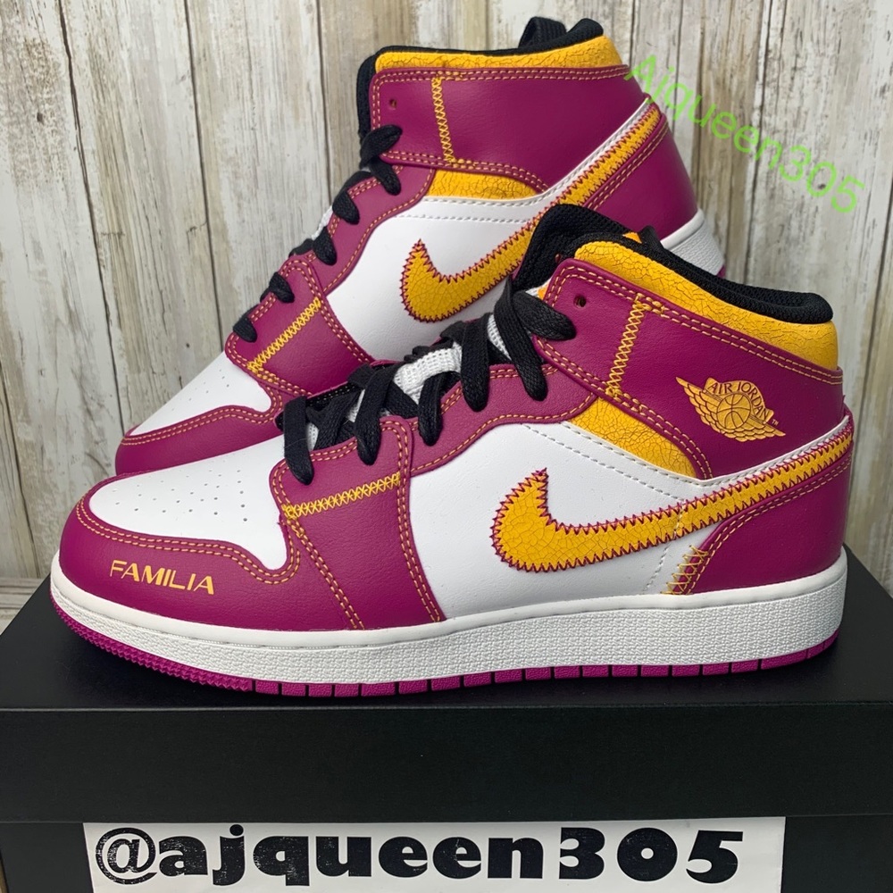 Air Jordan 1 Mid GS Dia De Muertos - Picture 1 of 6
